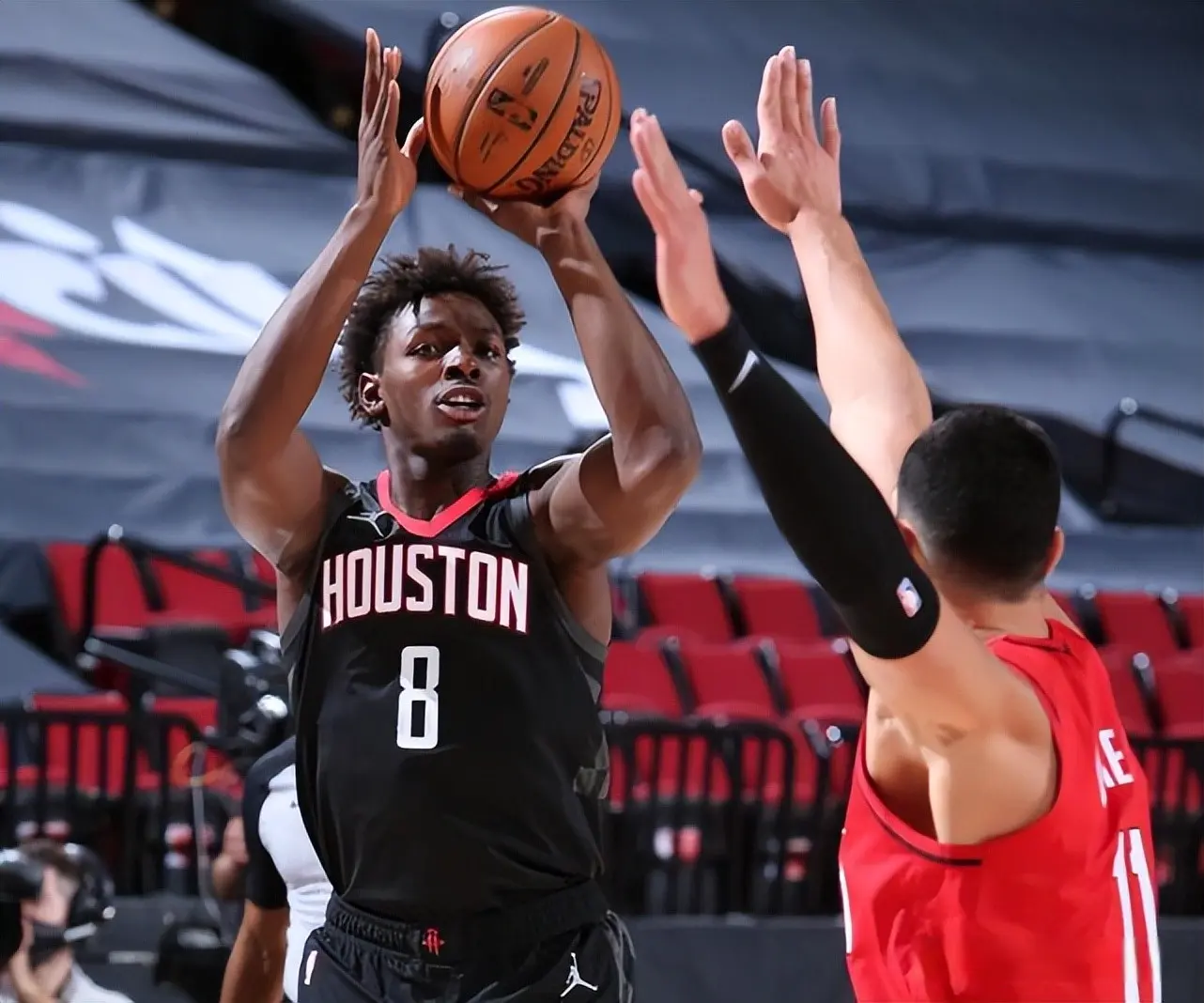 泰特还留在, 超级明星, 斯布鲁克交